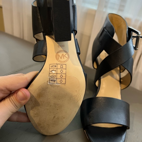 Michael Kors strappy heeled sandals - Picture 2 of 3
